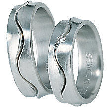 Furrer-Jacot Organic Wedding Band: (/images/Items/601.jpg) Furrer-Jacot,wedding band,wedding rings,gold,platinum rings,engagement rings,diamond engagement rings